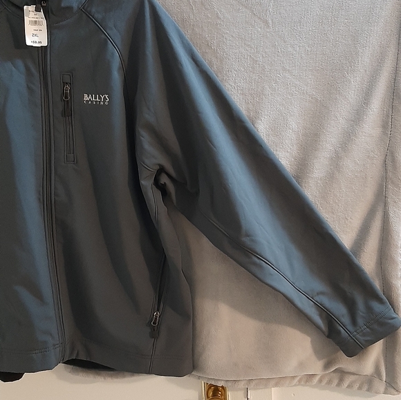 BALLY'S CASINO IMPERMEABLE  COAT.SZ::2XL..NEW WITH TAG.SHELL 100%POLYESTER LININ - Picture 4 of 8
